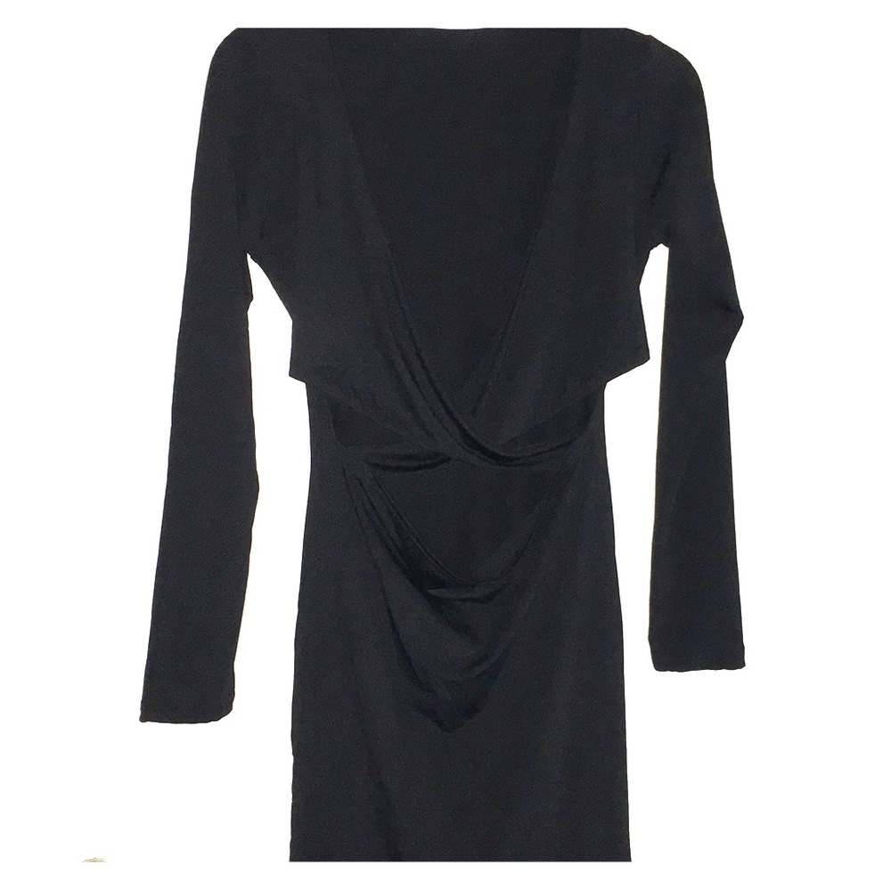 a cocktail and night out little black dress